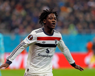 Τον «έδεσε» για πάντα: Ο Μέινου ανανέωσε με την Μάντσεστερ Γιουνάιτεντ μέχρι το 2031