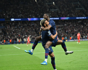 Η Παρί πήρε την αδιανόητη ματσάρα των εννέα γκολ από την Μπάγερν και το προβάδισμα πρόκρισης για τον τελικό