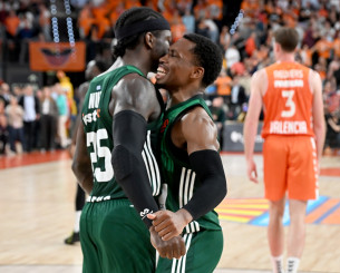 Μια εικόνα, χίλιες... εξηγήσεις για το break στη Βαλένθια