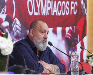 Αιχμές Καραπαπά: «Δεν γίνεται ένα κρατικό ακίνητο να δίνεται σε μια ΠΑΕ για αποκλειστική χρήση»