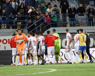 Τέλος τα playouts της Stoiximan Super League για τους Μουνιόθ, Κάλινιν