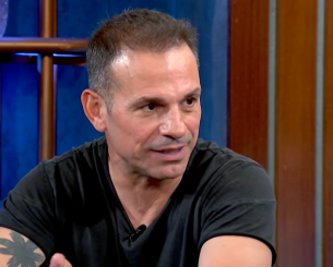 Ντέμης Νικολαΐδης: «Είναι ωραίο που το πήρε η ΑΕΚ ρε παιδί μου»