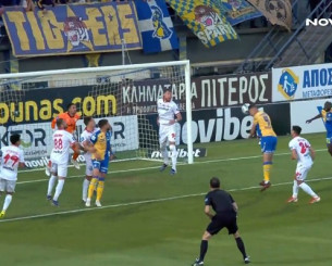 Το «χρυσό» γκολ του Μακέντα (video)