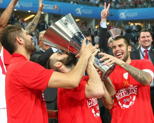 «Τα καταφέραμε κόντρα σε όλα τα προγνωστικά»: Σαν σήμερα η EuroLeague του Ολυμπιακού στην Κωνσταντινούπολη!