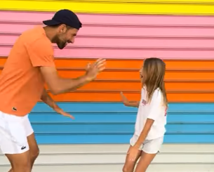 Ο Νόβακ Τζόκοβιτς χορεύει... Bangaranga με την κόρη του και γίνεται viral (video)