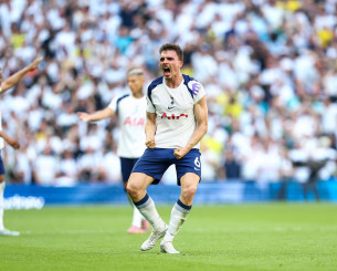 Παρέμεινε στην Premier League η Τότεναμ, υποβιβασμός για Γουέστ Χαμ, Μπέρνλι και Γουλβς