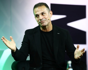 Ντέμης Νικολαΐδης: «Το μόνο που μου έλειψε ήταν να παίξω ένα τελευταίο ματς με την ΑΕΚ» (video)