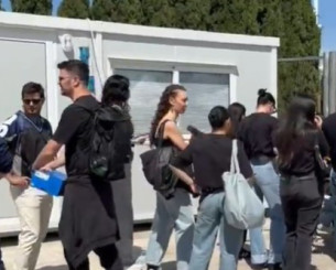 Ξεκίνησαν οι ουρές: Κόσμος περιμένει να μπει στο T-Center, πέντε ώρες πριν τον τελικό της EuroLeague
