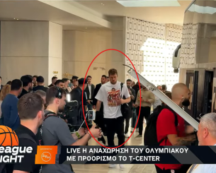 Επική μπλούζα Βεζένκοφ με Μπαρτζώκα πριν τον τελικό