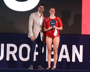 MVP του Final Four η Άμπι Άντριους που οδήγησε τον Ολυμπιακό στην κορυφή της Ευρώπης (video)