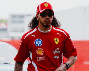 Το νέο look του Λιούις Χάμιλτον για το grand prix στη Βαρκελώνη που δεν έκανε και τόσο... πάταγο (video)