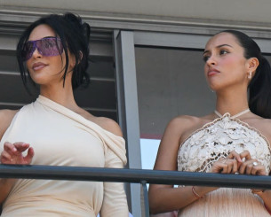 «Έξαλλες» οι WAGs της F1 με την παρουσία της Κιμ Καρντάσιαν στο Μονακό