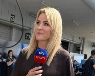 «Να μην μπορέσεις να κάνεις παιδιά»: Η τρομακτική κακοποίηση που δέχθηκε ρεπόρτερ για μία ερώτηση