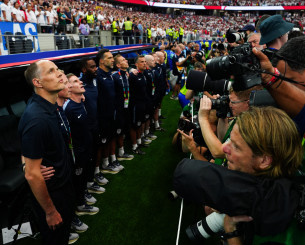 Ο Τούχελ δικαιώθηκε από τη FIFA για τους φωτογράφους: «Δεν μπορούσα να δω τους παίκτες μου»