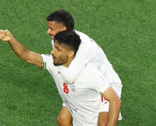 Πανηγυρισμός με όπλα; Τι λένε οι κανονισμοί της FIFA για τον παίκτη του Ιράν που ξεσήκωσε αντιδράσεις