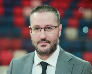 Ο Γιώργος Χήνας στο Athletiko: «Ολυμπιακός και Παναθηναϊκός είναι υπέρ της πολυετούς παρουσίας της Χάποελ στην Euroleague»