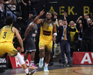 Η οδηγία του Σάκοτα στο τελευταίο play της ΑΕΚ: Η πρώτη επιλογή και ο Γκρέι