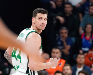 Ντίνος Μήτογλου, ο παίκτης που οδήγησε στο break τον Παναθηναϊκό μέσα στην Πόλη