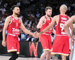 Πότε επιστρέφει η αποστολή του Ολυμπιακού στην Ελλάδα