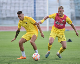 Η ΑΕΚ στα σχοινιά και ο Αλμέιδα υπό πίεση, ψάχνουν την πρώτη νίκη στα πλέι οφ