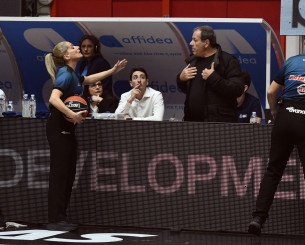 Η ΑΕΚ Betsson «συναντά» την Τσαρούχα 5,5 μήνες μετά...