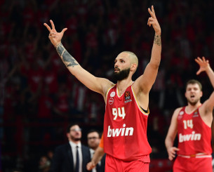 Ο Φουρνιέ «έστειλε» τον Ολυμπιακό στην Αραβία και αναδείχθηκε MVP των Game 4