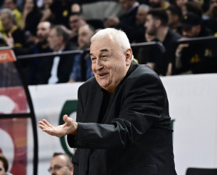 Σάκοτα: «Δεν έχω ξανά δει ποτέ στη ζωή μου τους κανονισμούς που βλέπω στην Ελλάδα»