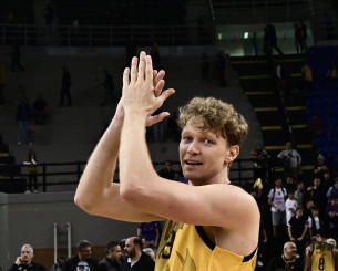 Επικός Κουζμίνσκας: «Θέλω να κεράσω δείπνο τον Γκρέι, θα δώσουμε τα πάντα κόντρα στον Ολυμπιακό»