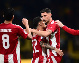 Το απίθανο τελείωμα του Γιάρεμτσουκ για το 2-0 του Ολυμπιακού (video)