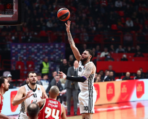 «Στη μάχη για τον Κορντινιέ ο Ολυμπιακός»