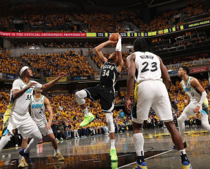 Τι έκανε ο Γιάννης στην τελευταία εμφάνιση της σεζόν με τους Μπακς