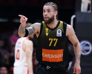 Ασύλληπτος Χέιλ: Έβαλε 34 πόντους στον Ολυμπιακό με στομαχικές διαταραχές