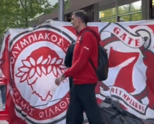 Aποθέωση κατά την αναχώρηση του Ολυμπιακού από το ξενοδοχείο προς την Movistar Arena (video)