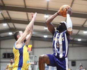 Final-4 Elite League: Η άνοδος πληρώνει στο 3.98!