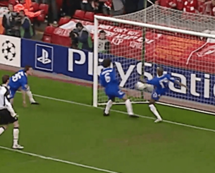 Συμπληρώθηκαν 20 χρόνια από το γκολ που κανείς δεν ξέρει αν πέρασε την γραμμή - Η φάση που δίχασε όλη την Ευρώπη (video)