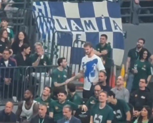 Ο Μπαλτσερόφσκι στο ΟΑΚΑ για να υποστηρίξει τον Παναθηναϊκό (video)