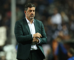 Βιτόρια: «Δεν επιτρέπεται να είμαστε τόσο παθητικοί - Τεράστια διαφορά εντός και εκτός έδρας»