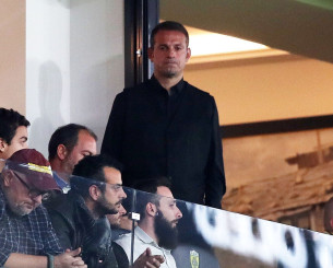 Ντέμης: «Πρέπει να τελειώσει η σεζόν με τον Αλμέιδα - Κι ας έχει αποφασίσει η ΑΕΚ να φύγει»