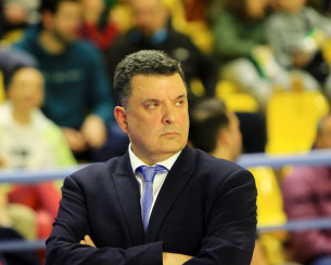 Στη λίστα του Περιστερίου ο Αγγέλου για τη θέση του προπονητή