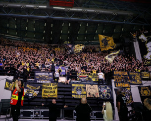 Κατάμεστο το πέταλο της Original μία ώρα πριν τον ημιτελικό με Μάλαγα (video)