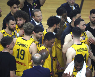 Αποδυτήρια... κηδεία και απόλυτη απογοήτευση στην ΑΕΚ