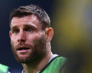 Παραμένει στην Μπράιτον ως παίκτης-προπονητής ο Μίλνερ, κυνηγώντας το ρεκόρ