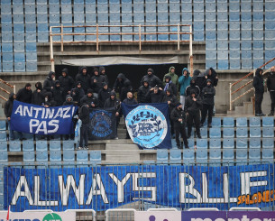 Συγκέντρωση από τους οπαδούς του ΠΑΣ Γιάννινα κατά της διοίκησης: «Κανένα φως, μόνο κοροϊδία»