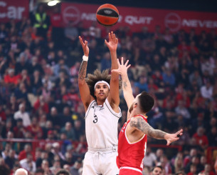 «Ο Γουόρντ στα ράνταρ του Ολυμπιακού»