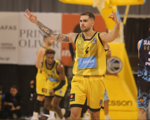 Ο αδιανόητος Τολιόπουλος οδήγησε τον Άρη στο διπλό επί του Κολοσσού