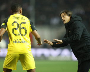 Η ΑΕΚ ρίχνει τελευταία ζαριά, σε μια χαμένη παρτίδα