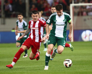 Γκολ και μια κάρτα… κούρασης στο ντέρμπι