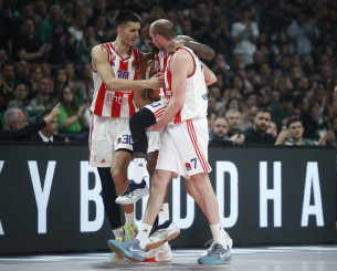 Ο Ερυθρός Αστέρας νίκησε την Ιγκοκέα αλλά ανησυχεί για τον ΜακΙντάιρ