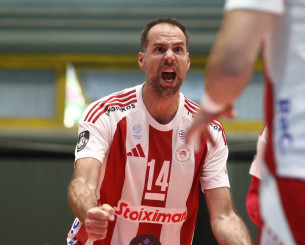 Το συγκινητικό αντίο του Τράβιτσα στον Ολυμπιακό: «Είναι το δεύτερο σπίτι μου»