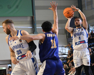 Ο Ηρακλής ισοπέδωσε τον Κόροιβο και πάει στον τελικό για την άνοδο!